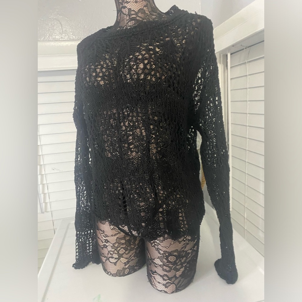 Zara crochet knit blouse (M)